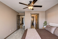 06 - Primary Bedroom-2