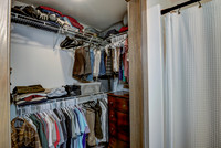 07 - Primary Bathroom-2