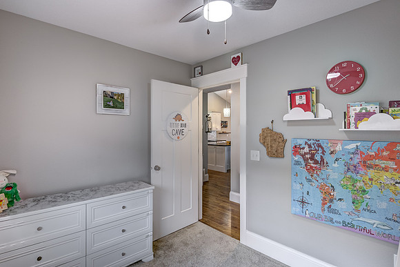 10 - Main Level Bedroom - 1-2