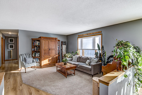 02 - Living Room-3