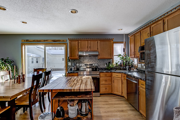 03 - Kitchen-1