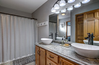 07 - Primary Bathroom-1