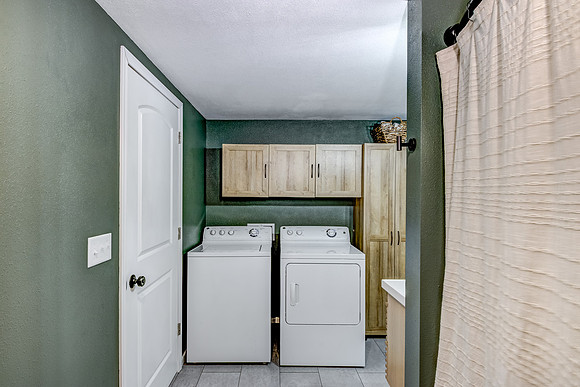 15 - Laundry-1