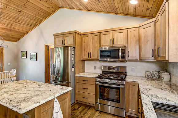 03 - Kitchen-5