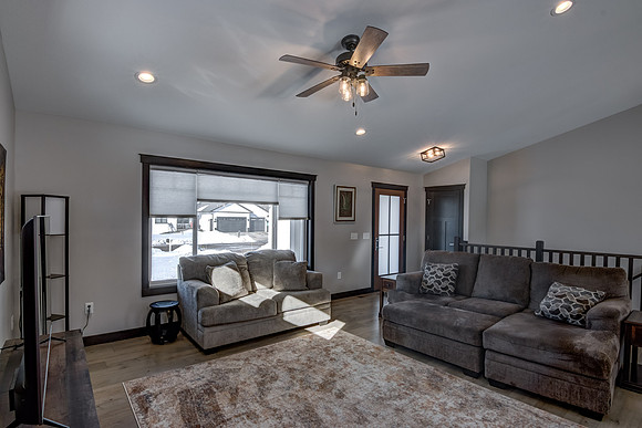 02 - Living Room-4-7