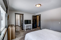 06 - Primary Bedroom-3-7