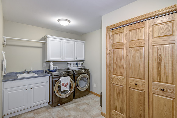 15 - Laundry-1