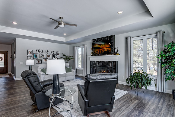 02 - Living Room-3