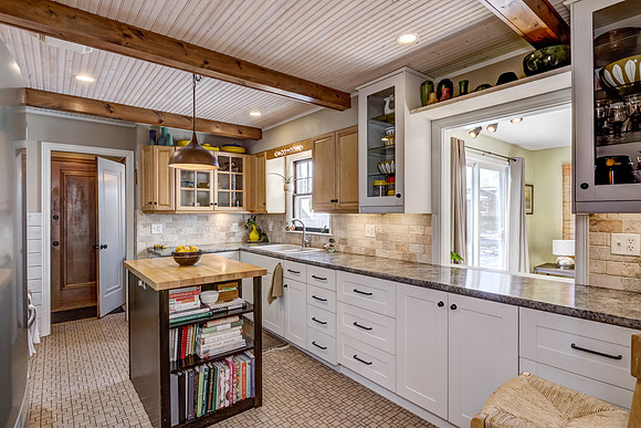 03 - Kitchen-1