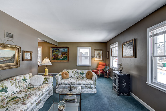 02 - Living Room-1