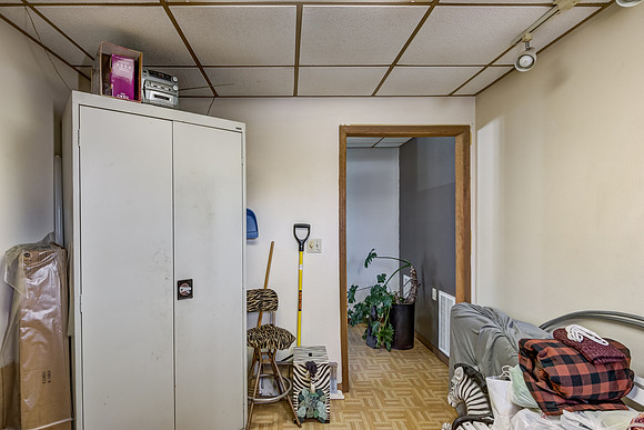 10 - Main Level room - 1-2