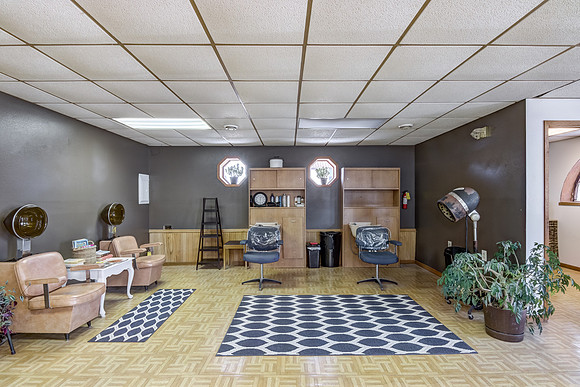 16A - Interior-02