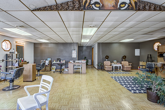 16A - Interior-09