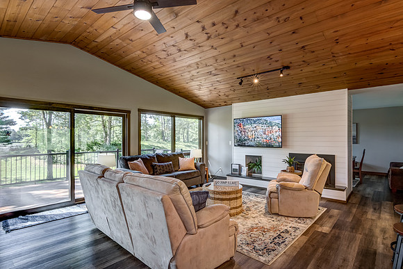 02 - Living Room-1
