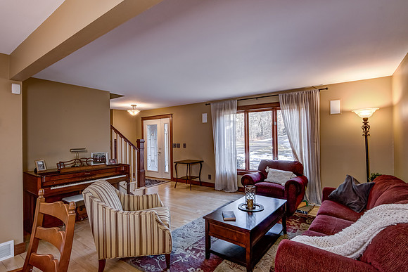 02 - Living Room-3