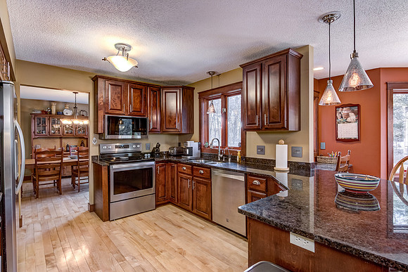 03 - Kitchen-1