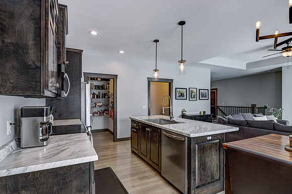 03 - Kitchen-3