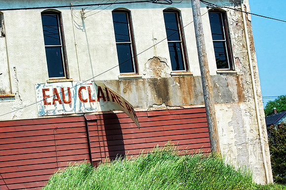 Day 91. Time to take down the sign... and maybe turn this into an authentic looking Mexican Restaurant.