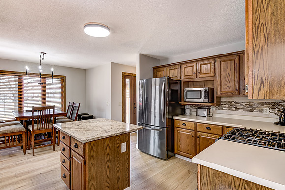 03 - Kitchen-5