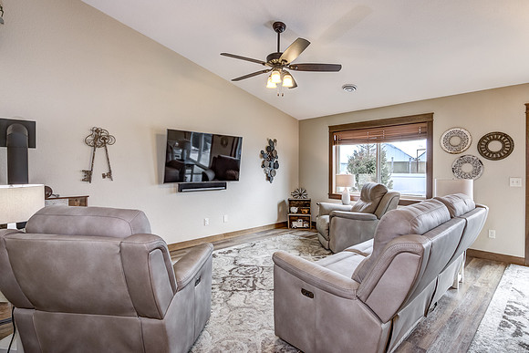 02 - Living Room-1