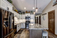 03 - Kitchen-1