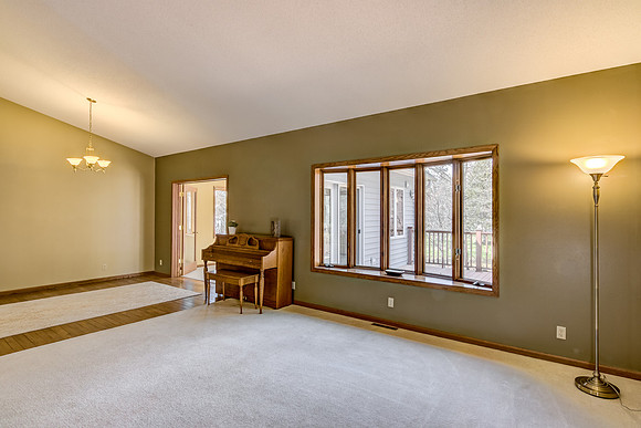 02 - Living Room-3