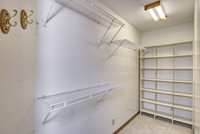 06 - Primary Bedroom-3
