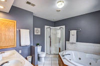 07 - Primary Bathroom-1