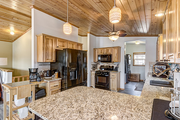 03 - Kitchen-2