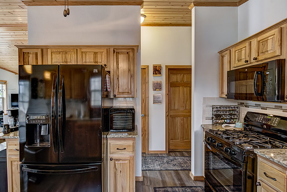 03 - Kitchen-4