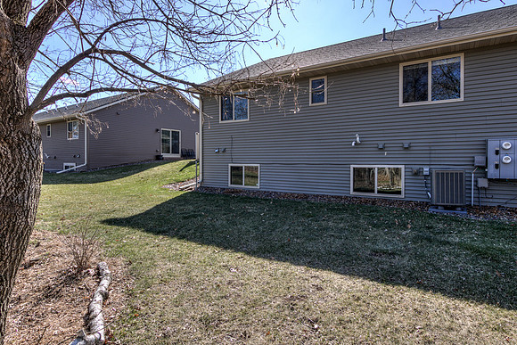 19 - Backyard-05