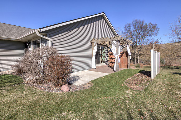 20 - Exterior-3