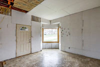 02 - Living Room-2