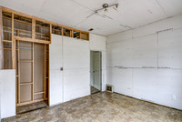 10 - Main Level Bedroom - 1-2