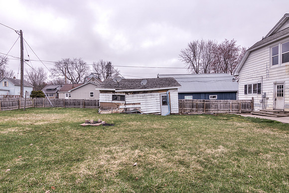 19 - Backyard-3