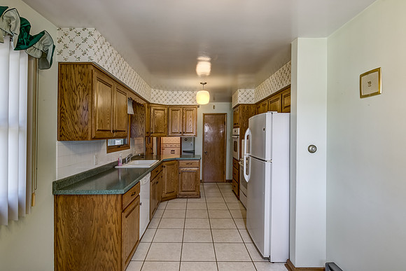 03 - Kitchen-1