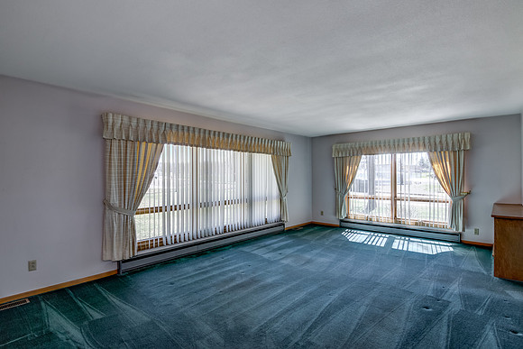 02 - Living Room-1