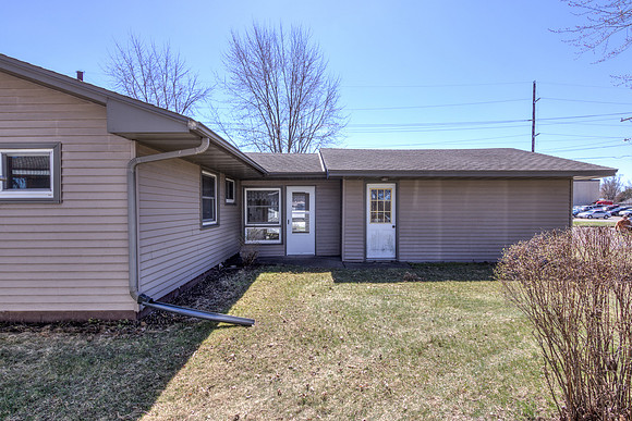 19 - Backyard-1