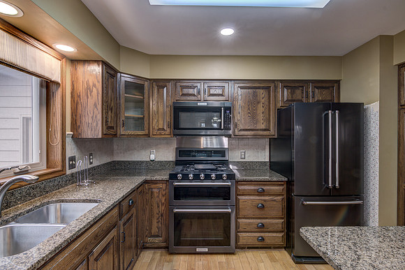 03 - Kitchen-6