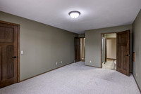 06 - Primary Bedroom-2