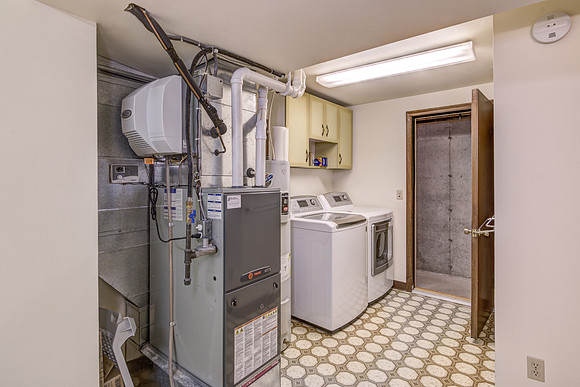 15 - Laundry-1