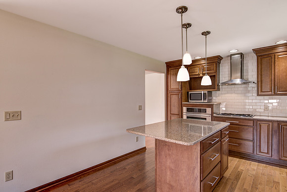 03 - Kitchen-3