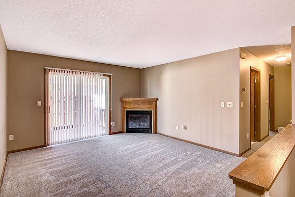 02 - Living Room-1
