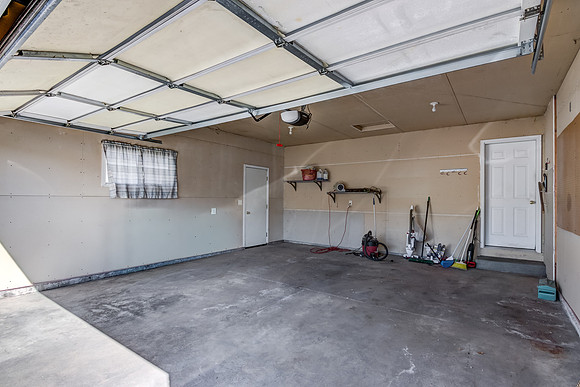 17a - Garage-1