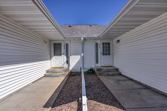 20 - Exterior-2
