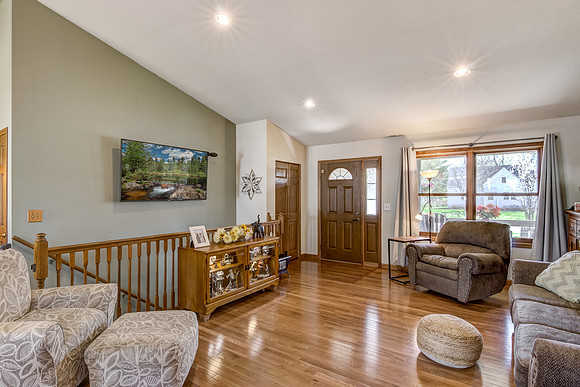 02 - Living Room-4