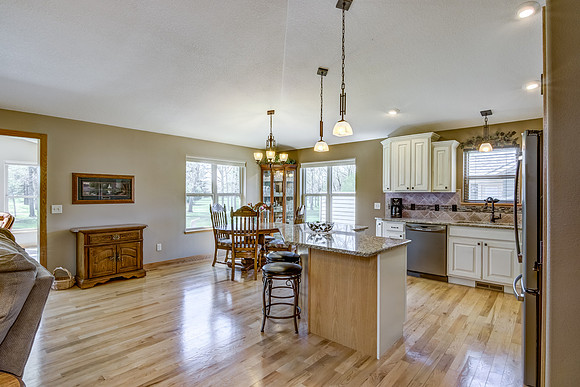 03 - Kitchen-1
