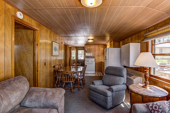 02 - Living Room-3