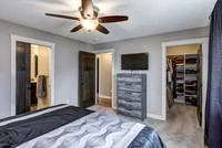 06 - Primary Bedroom-2