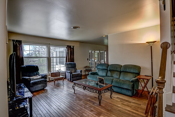 02 - Living Room-2